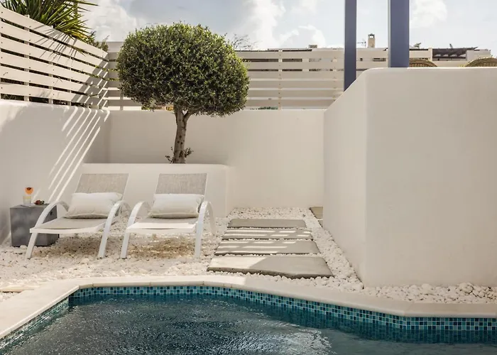 Semesterbostad Pebble Summer House Alikí